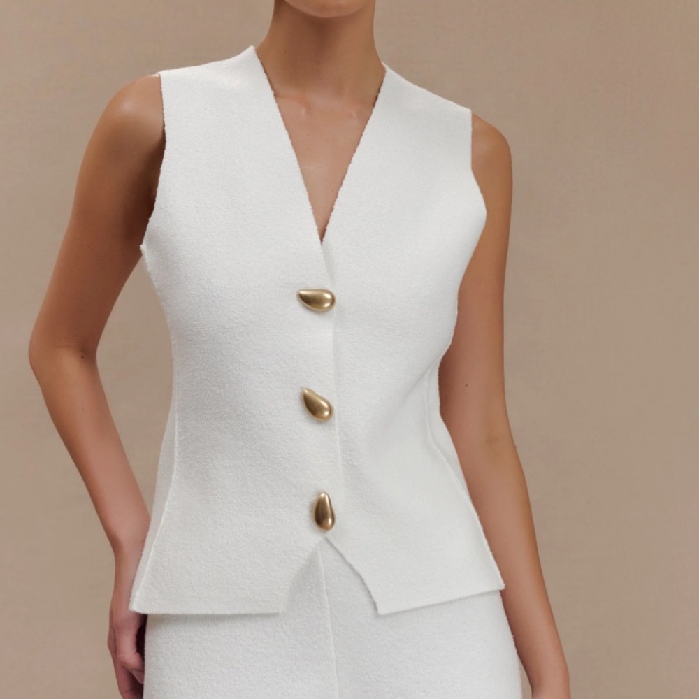 Meshki White Sleeveless V-Neck Buttoned Vest Top